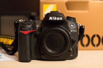 Продам Nikon D7000 body