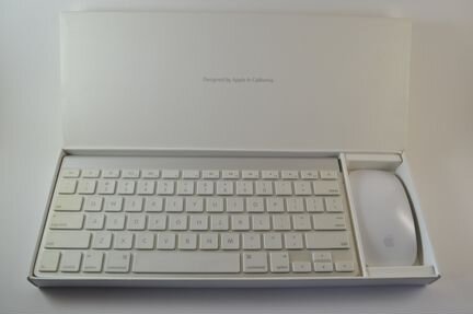 Apple Wireless Keyboard + Mouse