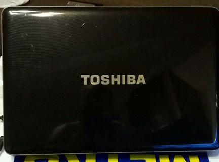 Ноутбук Тoshiba i3/4Gb/SSD+HDD