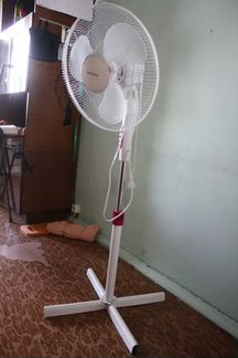Продам напольный вентилятор
