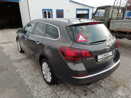 Opel Astra 1.4 МТ, 2014, универсал