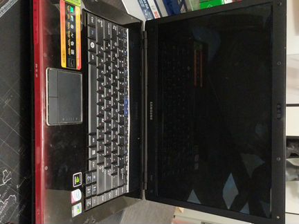 Ноутбук SAMSUNG R560 на разбор