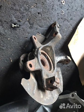 Кулак поворотный правый Suzuki SX4, I (Classic)