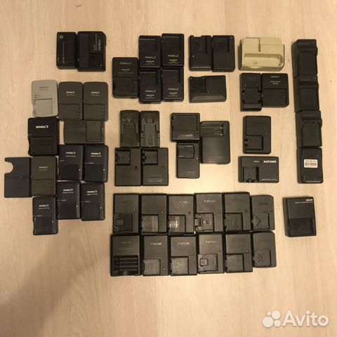 Зарядники для фото и видео камер