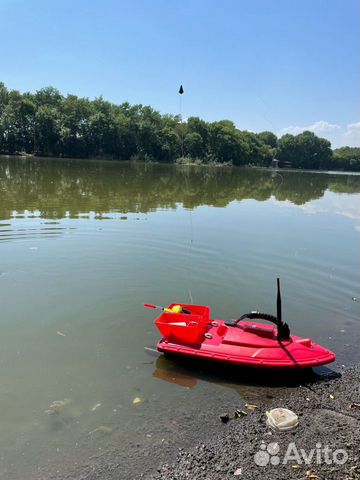 Аренда прикормочного кораблика для рыбалки