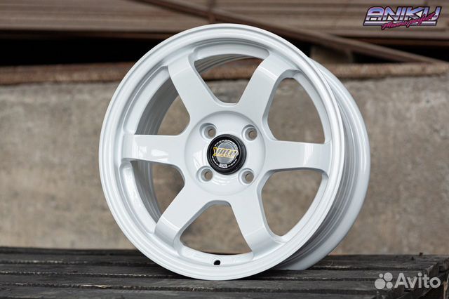 Реплика Volk Racing TE37 SL R15 7j ET30 (D156)