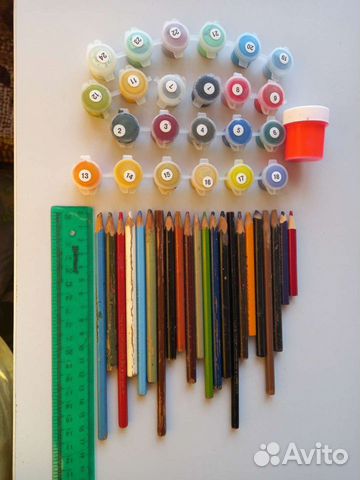 Краски и карандаши