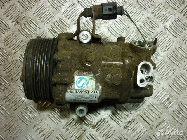 Компрессор кондиционера Volkswagen Polo 5 rus