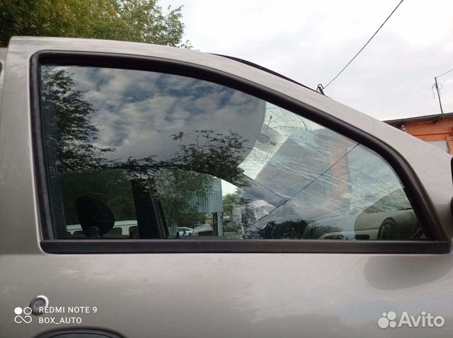 Стекло переднее правое Рено Логан