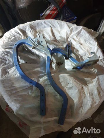 Петля крышки багажника Kia Rio 3