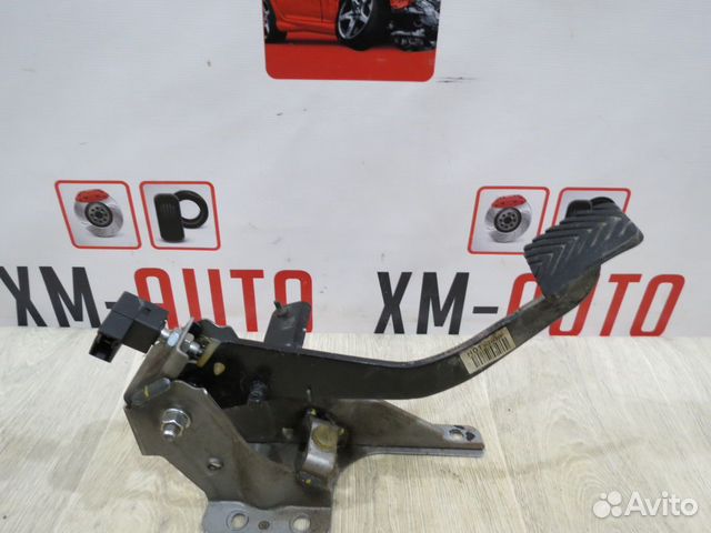 Педаль сцепления Kia Rio 3