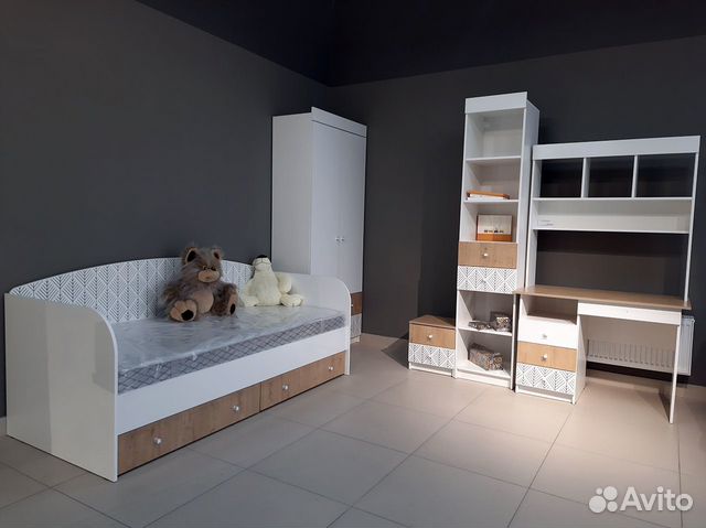 Мебель в детскую комнату (новая)