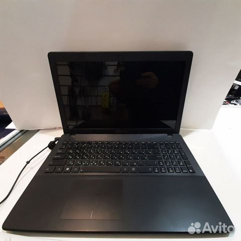Ноутбук asus X552E