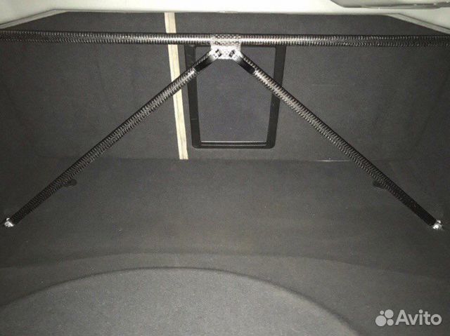 Карбоновая распорка audi a6 s6 rs6