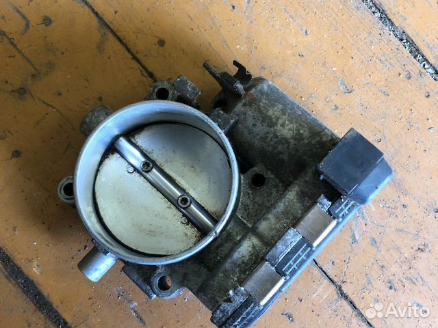 Дросельная заслонка м113 Мерседес
