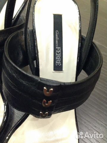 Новые босоножки Gianfranco Ferre Новые босоножки Gianfranco Ferre