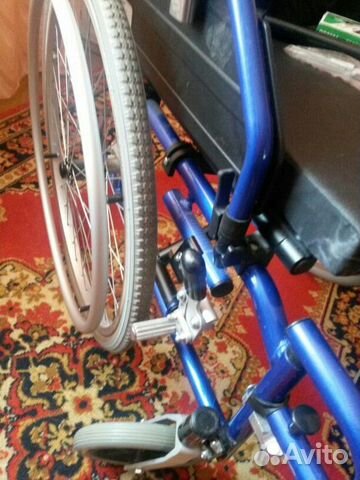 Инвалидное кесло-коляска с ручным приводом. Герман