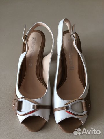 Женские туфли (иск.кожа) Женские туфли (иск.кожа)