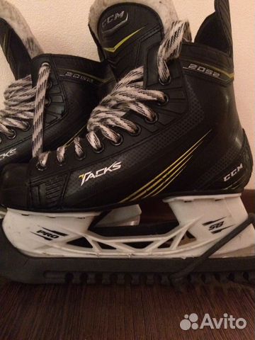 Коньки хоккейные CCM