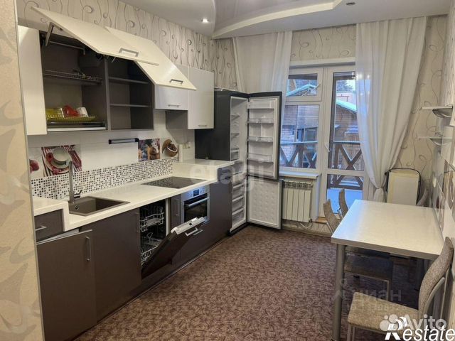 

6-к. коттедж, 250 м²