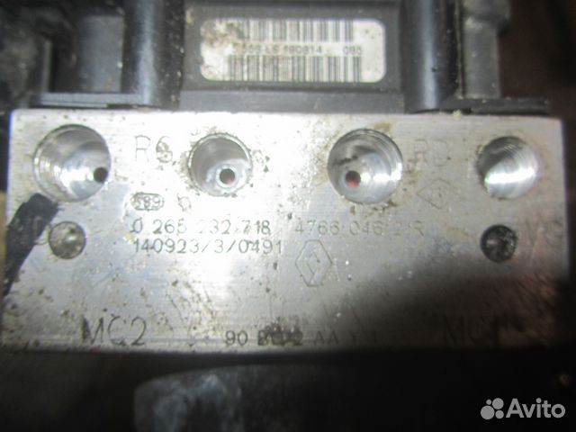 Блок ABS (насос) (476604621R) Logan sandero Блок ABS (насос) (476604621R) Logan sandero