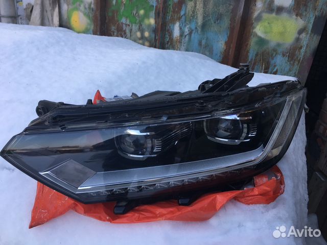 Блок фара левая VW Passat B8