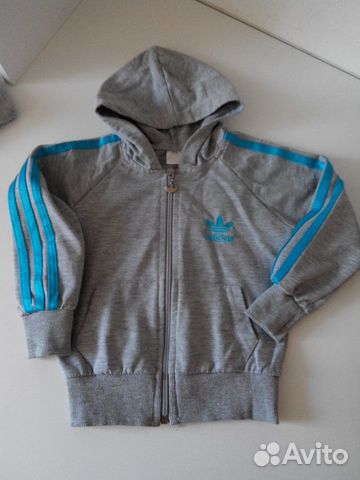 Костюм спортивный adidas на 2-2,5 года Костюм спортивный adidas на 2-2,5 года