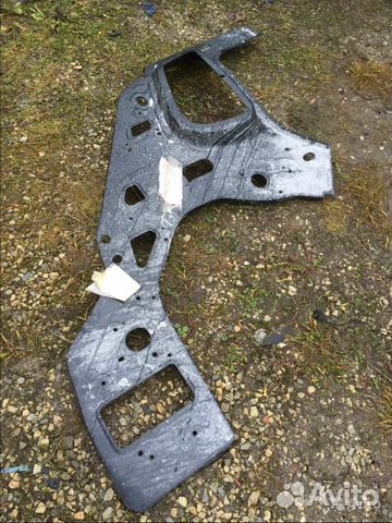 VW Tiguan Внутренний усилитель заднего крыла