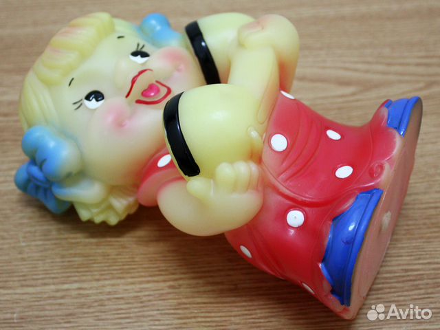Девочка с трубкой. Ц. 15 р. 00к. СССР Девочка с трубкой. Ц. 15 р. 00к. СССР