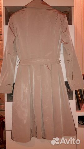 Плащ женский 48/50 размер Плащ женский 48/50 размер