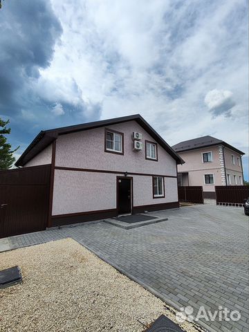 

3-к. дом, 200 м²