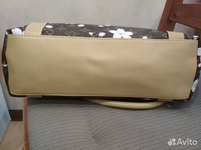 Сумка кожаная коричневая в цветок