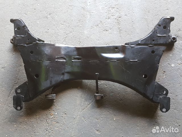 Подрамник передний Mitsubishi outlander 1-й 2.4 л