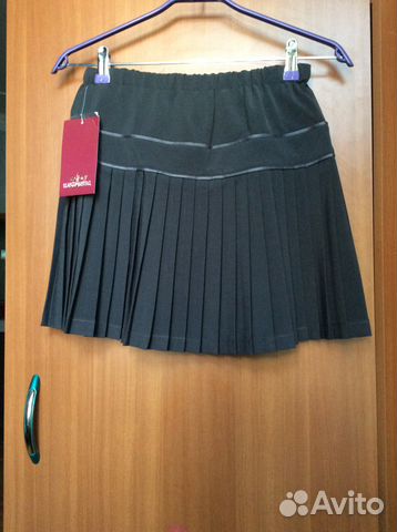 Юбка школьная новая,152 р-р + жилетка Юбка школьная новая,152 р-р + жилетка