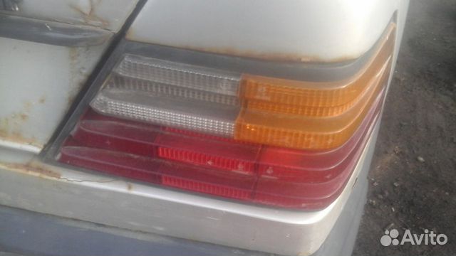 Фонарь задний правый мерседес w 124 до рестайлинга Фонарь задний правый мерседес w 124 до рестайлинга