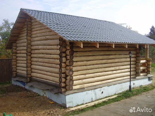 Деревянный сруб из бревна Деревянный сруб из бревна
