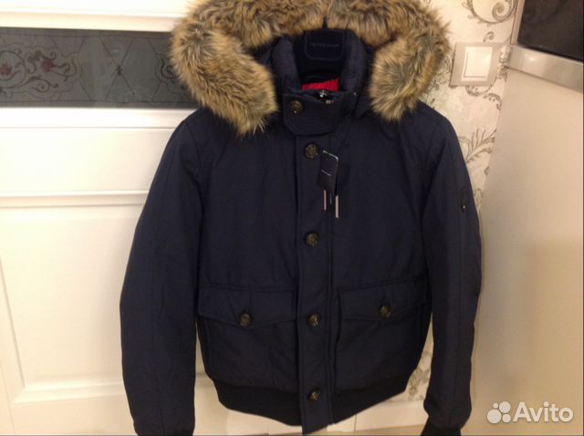 Новый тёплый пуховик бомбер Tommy Hilfiger р. 48 Новый тёплый пуховик бомбер Tommy Hilfiger р. 48