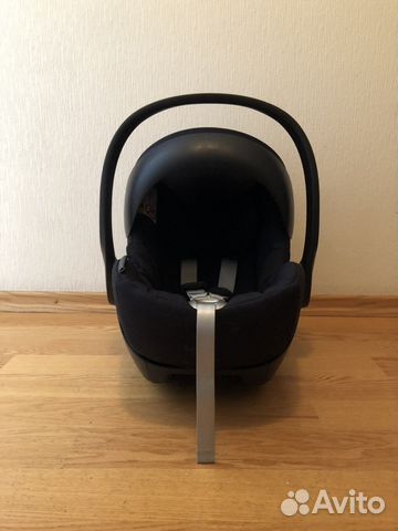 Автомобильное кресло Автомобильное кресло