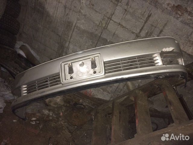 Передний бампер Toyota majesta