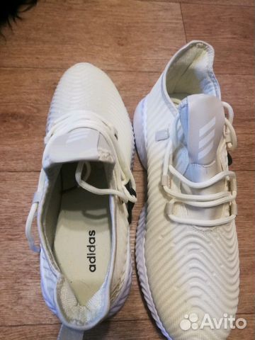 Кроссовки Adidas
