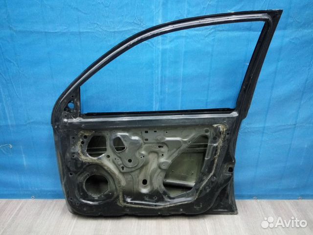 Дверь передняя правая Nissan Micra 3 2003-2010
