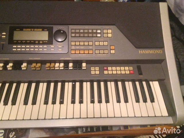 Электроорган Hammond XE-1