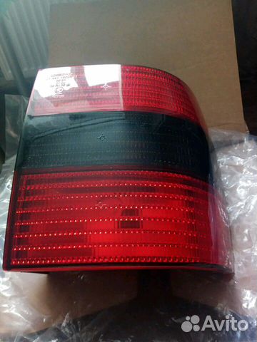 Фонарь задний правый Passat B4 универсал Фонарь задний правый Passat B4 универсал