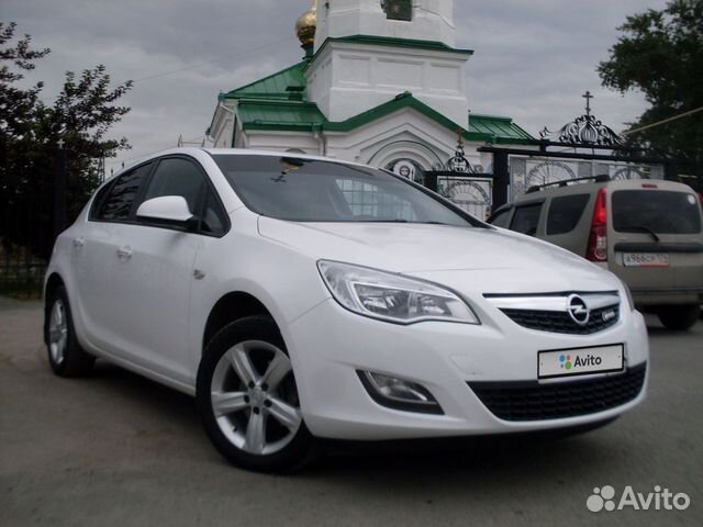 Opel Astra 1.6 МТ, 2011, 121 000 км