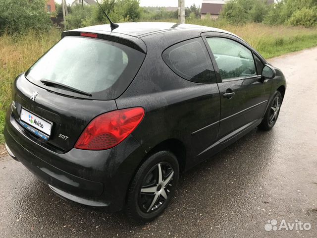 Peugeot 207 1.4 AMT, 2010, 100 000 км