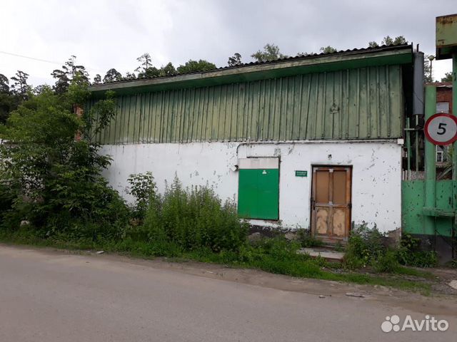 Гараж, > 30 м²