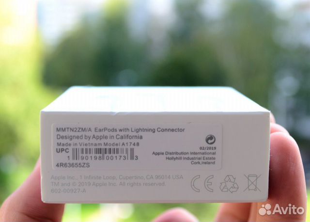 Наушники Apple EarPods (Lightning) оригинал Наушники Apple EarPods (Lightning) оригинал