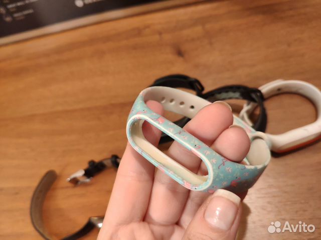 Xiaomi mi band 2 + браслеты к нему