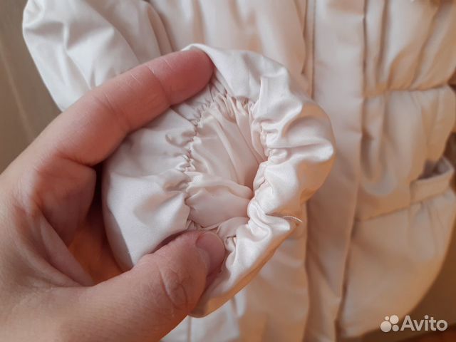 Куртки на девочку zara и h&m