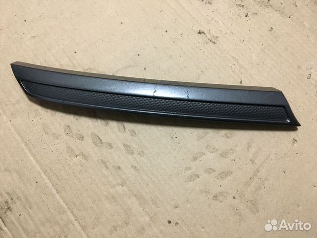 Молдинг решетки радиатора Toyota Corolla 2007 Молдинг решетки радиатора Toyota Corolla 2007